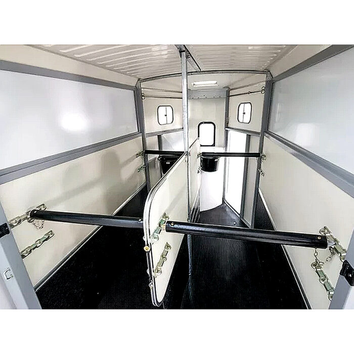 Ifor Williams HB506 remolque caballos con compartimento - Imagen 5