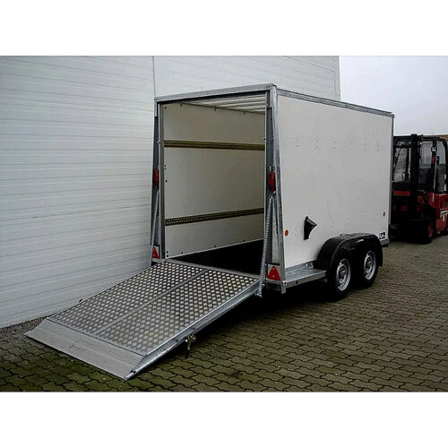 Ifor Williams BV remolque cerrado 2,7t – Robusto y versátil