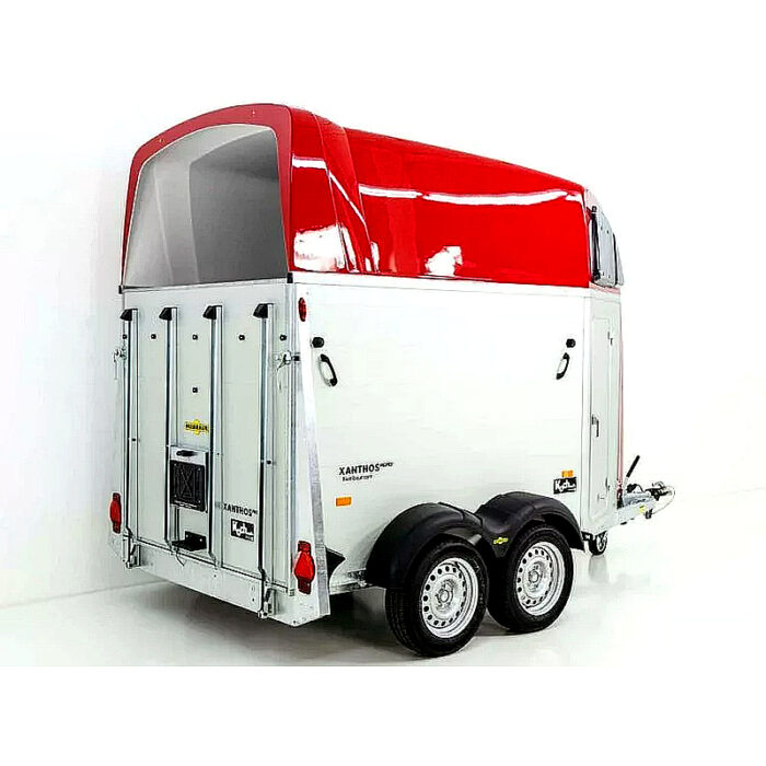 Humbaur XANTHOS AERO 2400, remolque para caballos de 2400 kg - Imagen 2