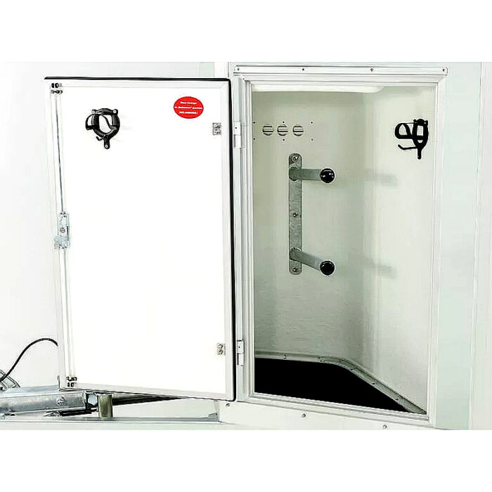 Blomert ISI Blitz Alu Remolque para Caballos 2 plazas, color plata - Imagen 5