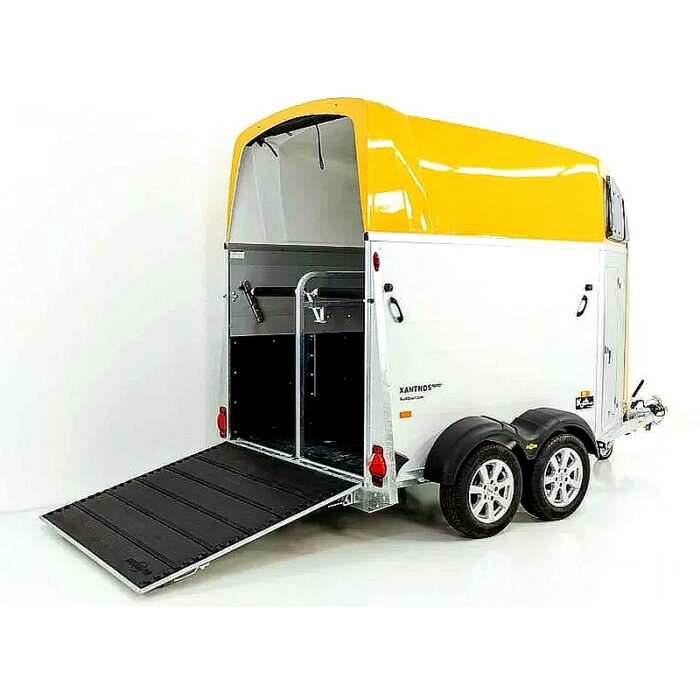 Humbaur XANTHOS AERO 2400 – Remolque para caballos de 2 plazas - Imagen 3