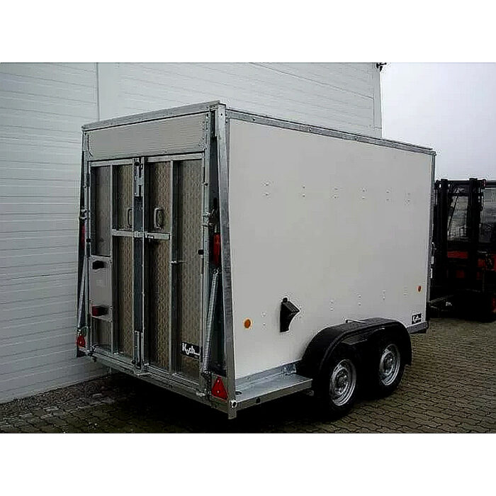 Ifor Williams BV remolque cerrado 2,7t – Robusto y versátil - Imagen 10