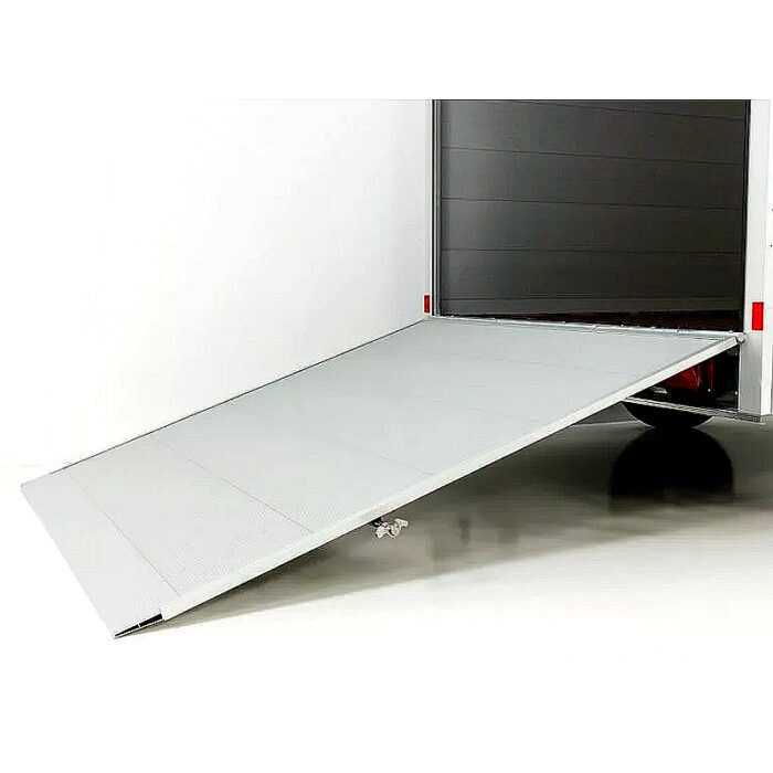 Humbaur Remolque cerrado 1,5t Alu/Polybug con puerta lateral y rampa - Imagen 7