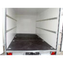 Remolque cerrado BK 200x400 cm, 2,7 t, 100 km/h, con rampa