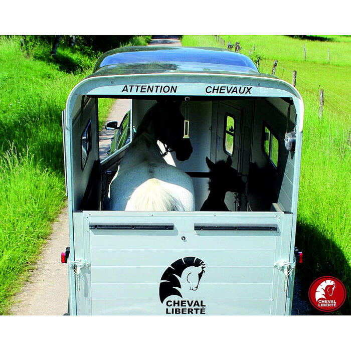 Remolque Touring One para 1 caballo y medio - Imagen 4